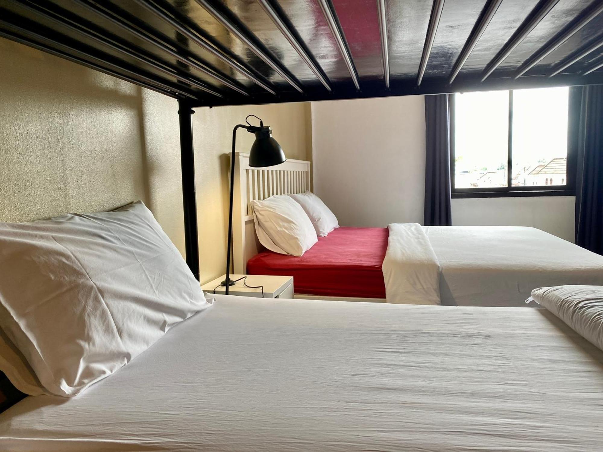 Nokhook House Hostel Trang Exterior photo