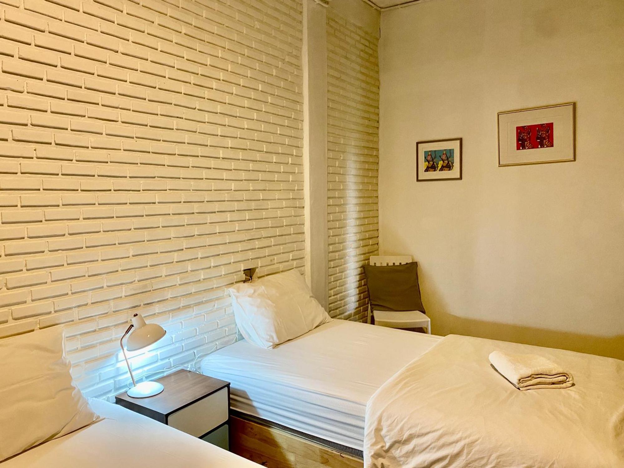 Nokhook House Hostel Trang Exterior photo