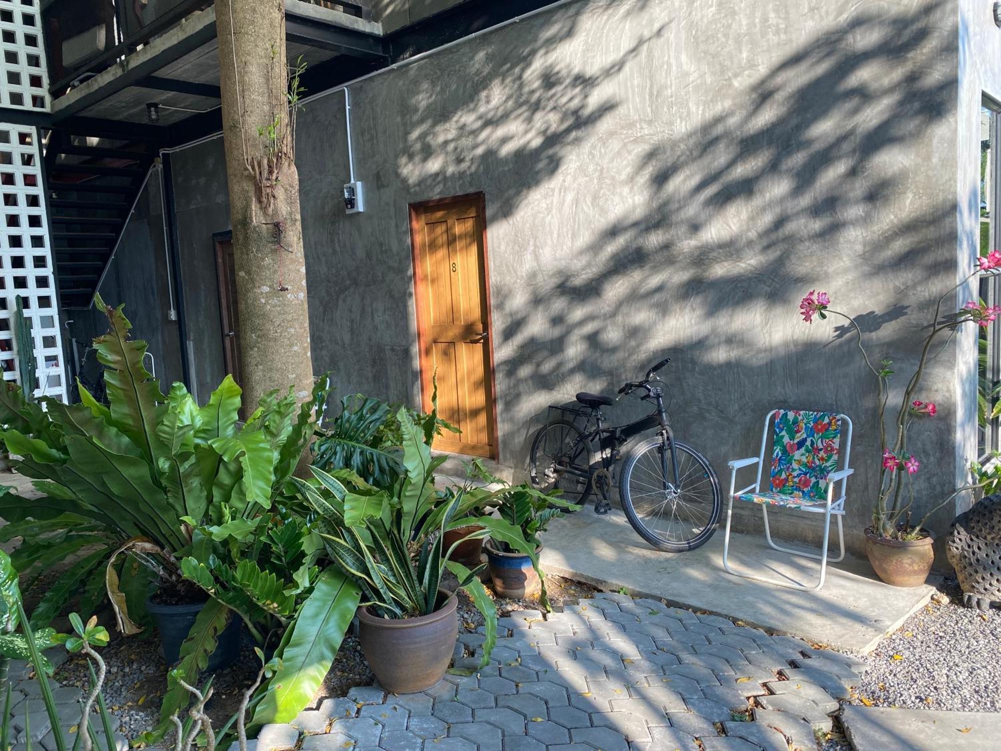 Nokhook House Hostel Trang Exterior photo