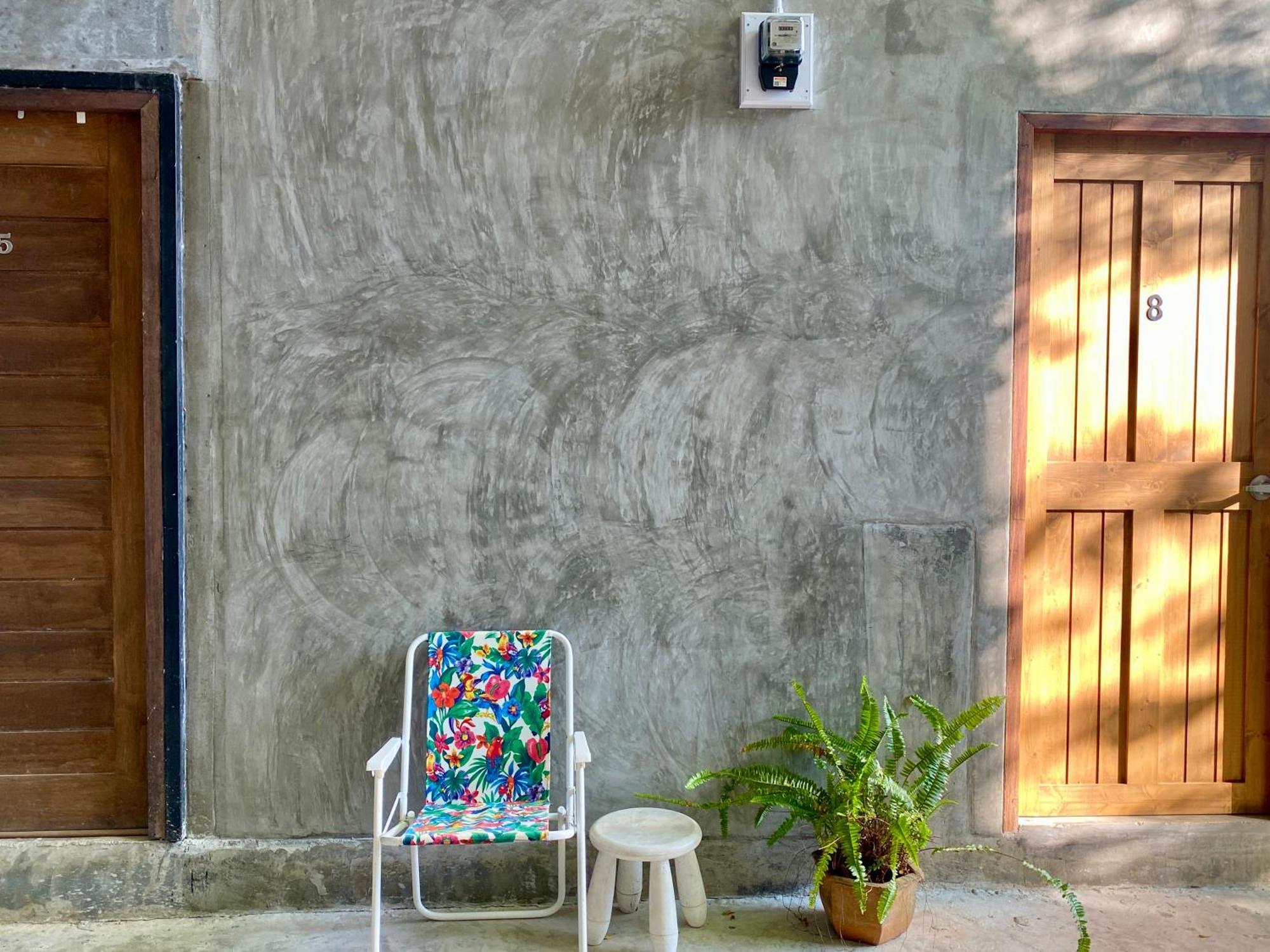 Nokhook House Hostel Trang Exterior photo